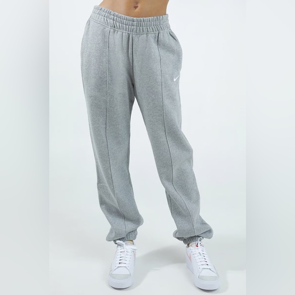 Nike Sportswear Essential Fleece Phoenix Loose Fit Pants - Picture 6 of 7